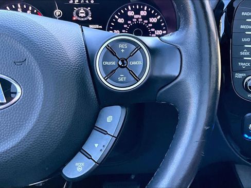 Used 2015 Kia Soul ! w/ Sun & Sound Package image 26