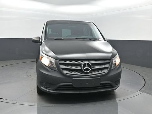 Used 2020 Mercedes-Benz Metris Passenger image 36