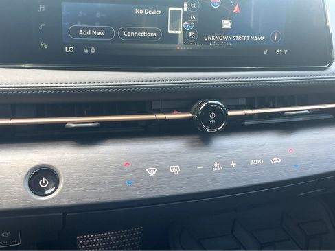 New 2023 Nissan Ariya EVOLVE+ image 36