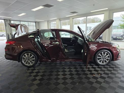 Used 2019 Kia Optima EX w/ EX Premium Package image 18