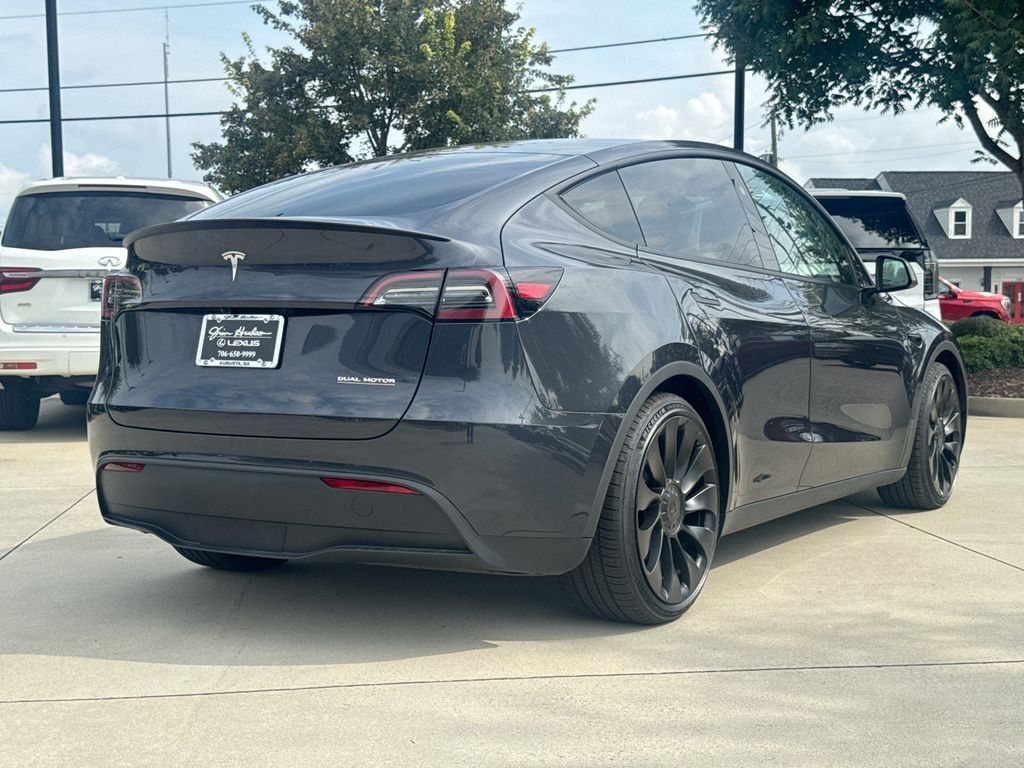 Used 2024 Tesla Model Y Performance AWD/4WD image 8