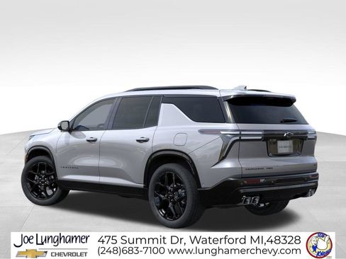 New 2026 Chevrolet Traverse RS w/ LPO, Floor Liner Package AWD/4WD image 3
