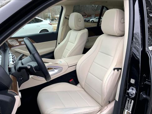 Used 2024 Mercedes-Benz GLE 350 4MATIC image 9