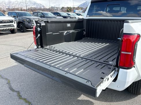 New 2026 Toyota Tacoma SR5 image 13
