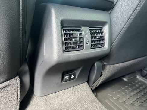 Used 2026 Toyota Camry SE image 38