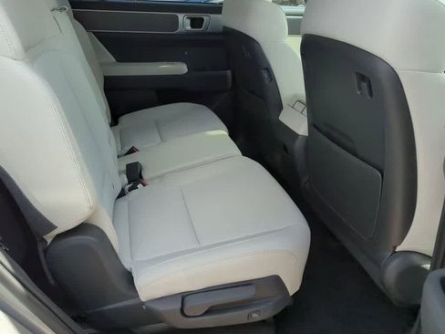 New 2026 Hyundai Santa Fe SE image 21