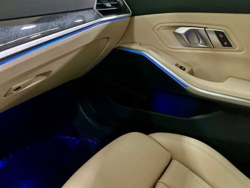 Used 2020 BMW 330i xDrive Sedan w/ Driving Assistance Package image 23