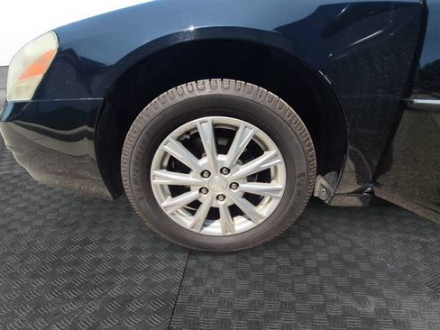 Used 2010 Buick Lucerne CXL FWD image 13