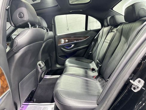 Used 2019 Mercedes-Benz E 300 4MATIC w/ Driver Assistance Package image 27