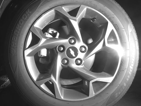 Used 2025 Chevrolet Trax LT FWD image 12