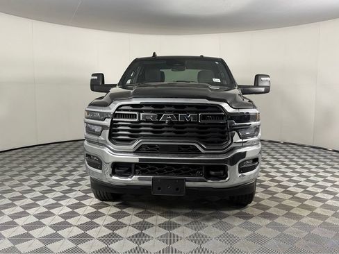 Used 2025 RAM 2500 Big Horn AWD/4WD image 5