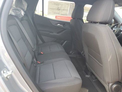 New 2026 Chevrolet Equinox LT FWD image 12