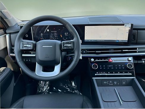 Used 2024 Hyundai Santa Fe Limited image 11