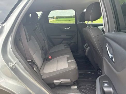 Used 2024 Chevrolet Blazer LT w/ Convenience Package FWD image 18