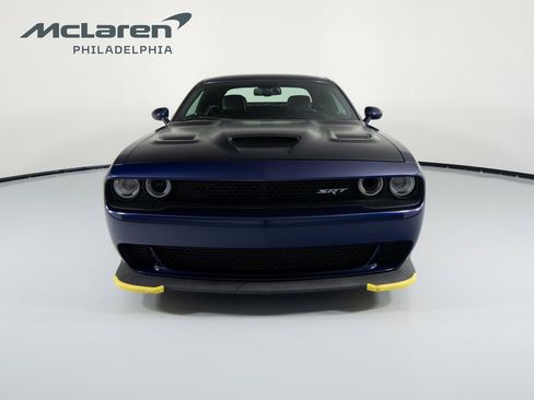 Used 2015 Dodge Challenger SRT Hellcat image 2