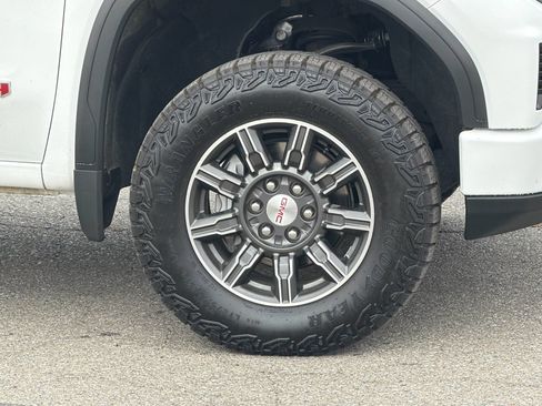 Used 2025 GMC Sierra 1500 AT4 AWD/4WD image 33