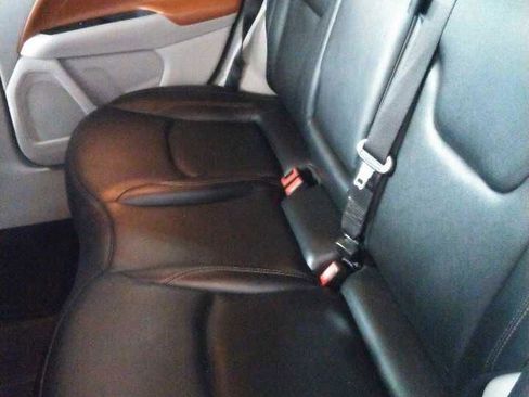 Used 2024 Jeep Compass Limited image 4