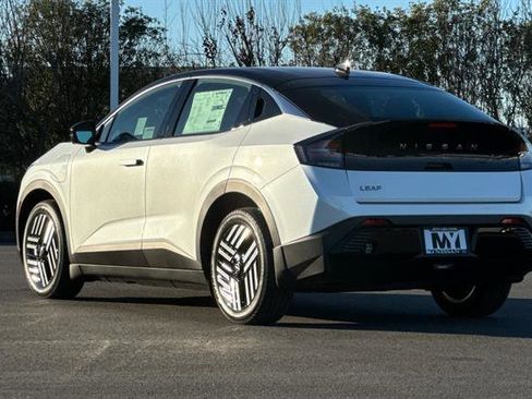 New 2026 Nissan Leaf SV+ w/ Floor Mat Package (SV+) image 6