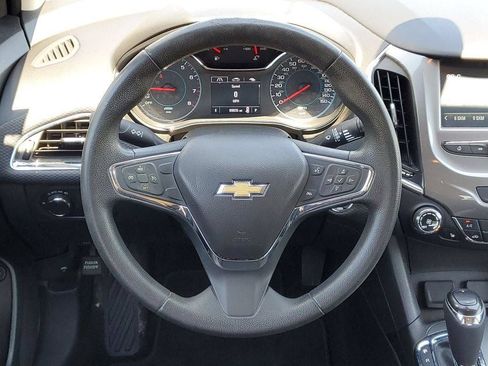 Used 2016 Chevrolet Cruze LT w/ LT Convenience Package FWD image 27
