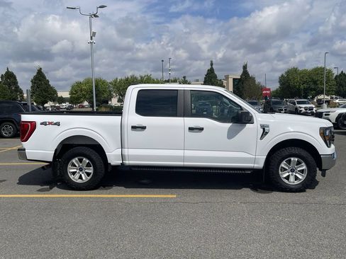 Used 2023 Ford F150 XLT w/ Trailer Tow Package AWD/4WD image 10