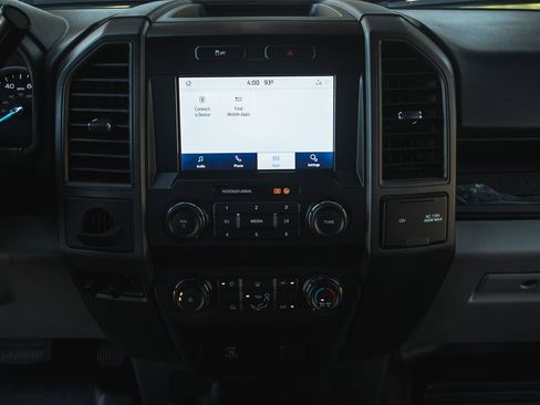 Used 2022 Ford F250 XL w/ STX Appearance Package image 28