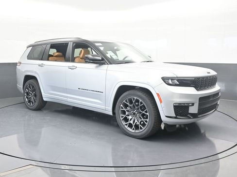 New 2025 Jeep Grand Cherokee L Summit image 8