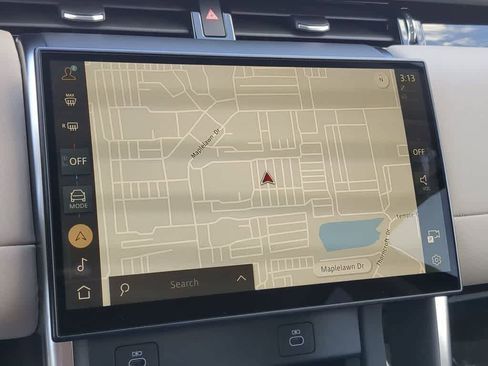 Used 2024 Land Rover Discovery Sport S image 27