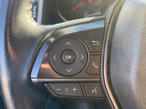 Used 2022 Toyota Camry XSE image 18