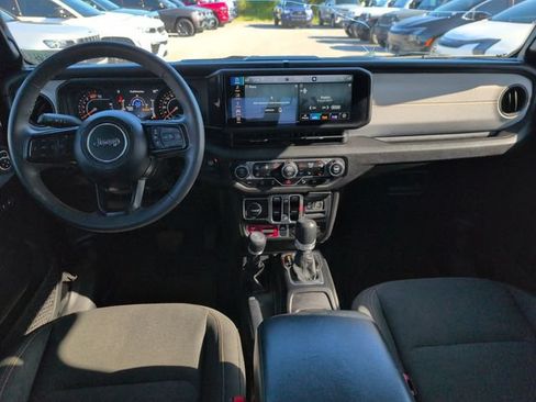 Used 2024 Jeep Wrangler Unlimited Sport AWD/4WD image 27