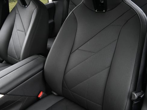 Certified 2024 BMW iX xDrive50 w/ Premium Package image 7