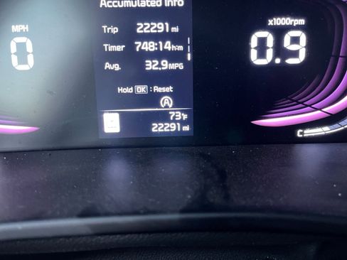 Used 2025 Kia Soul LX w/ LX Technology Package image 38