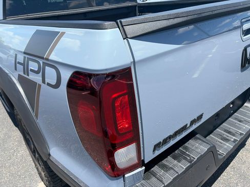 Used 2022 Honda Ridgeline RTL-E image 16