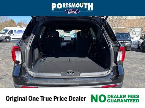 New 2026 Ford Explorer Platinum image 14