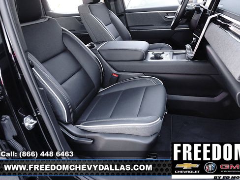 New 2026 GMC Sierra EV Elevation image 15