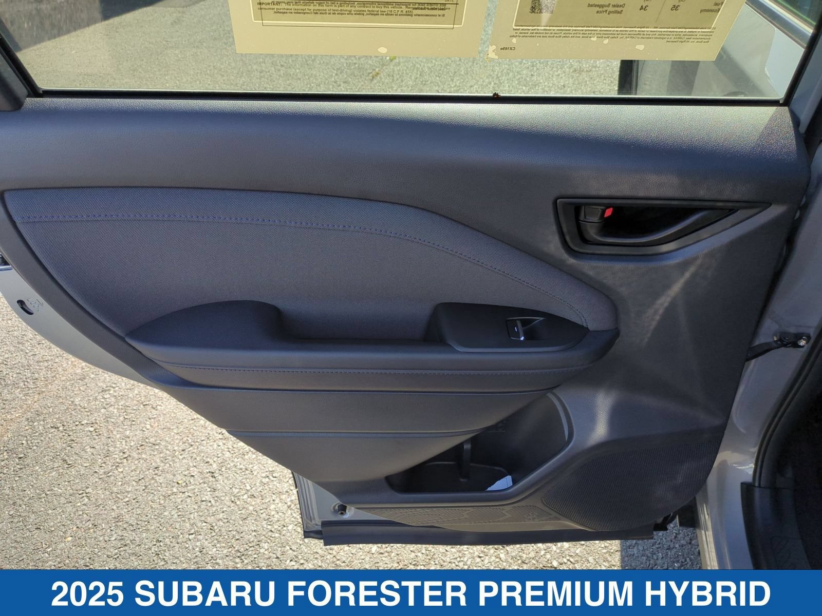 Certified 2025 Subaru Forester Premium AWD/4WD image 29
