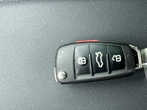 Used 2025 Audi Q3 2.0T Premium AWD/4WD image 22