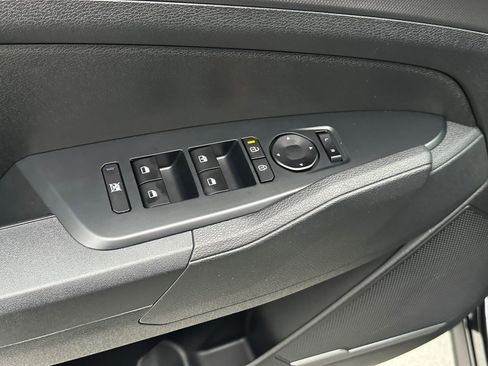 New 2026 Kia Sportage LX image 12