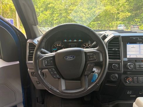 Used 2018 Ford F150 XLT w/ Equipment Group 302A Luxury RWD image 9