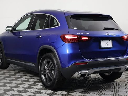 Certified 2025 Mercedes-Benz GLA 250 4MATIC image 6