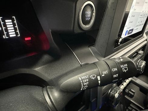 Used 2025 Toyota 4Runner SR5 image 23