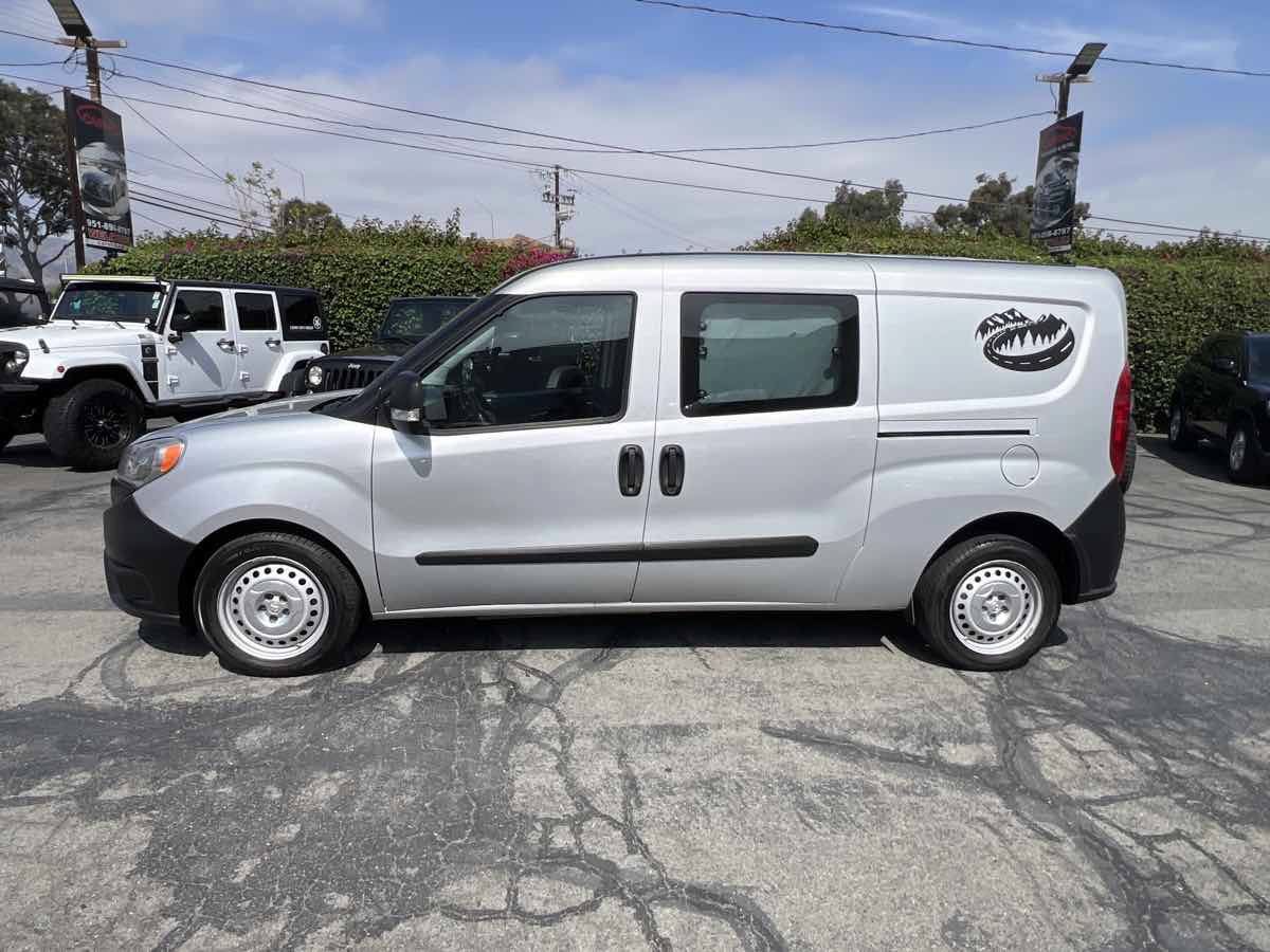 Used 2019 RAM ProMaster City Tradesman FWD image 4