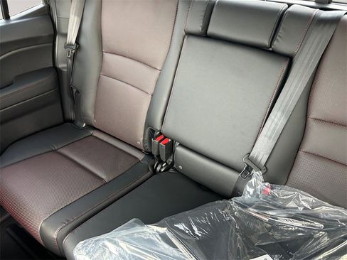 New 2026 Honda Ridgeline Black Edition image 13