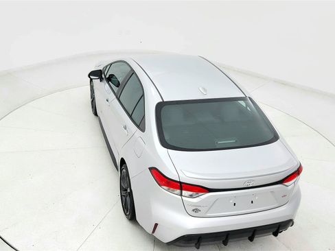 Used 2023 Toyota Corolla SE FWD image 16
