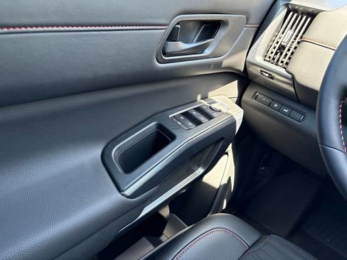 New 2026 Nissan Pathfinder Rock Creek AWD/4WD image 12