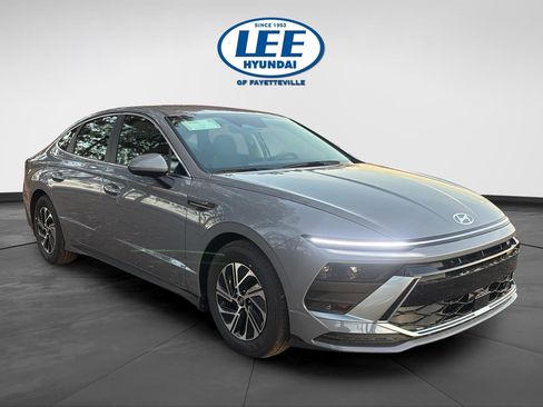 New 2026 Hyundai Sonata Blue FWD image 1