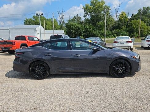 Used 2021 Nissan Maxima Platinum w/ 40th Anniversary Package image 6