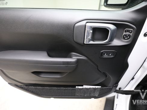 New 2026 Jeep Wrangler Unlimited Sport AWD/4WD image 19