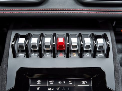 Used 2023 Lamborghini Huracan Tecnica image 73