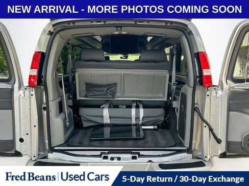Used 2024 Chevrolet Express 2500 Extended RWD image 29