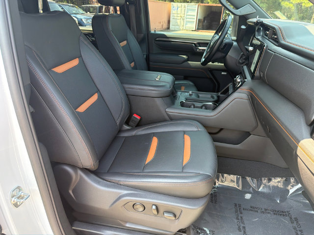 Used 2025 GMC Sierra 2500 AT4 w/ AT4 Premium Plus Package AWD/4WD image 15